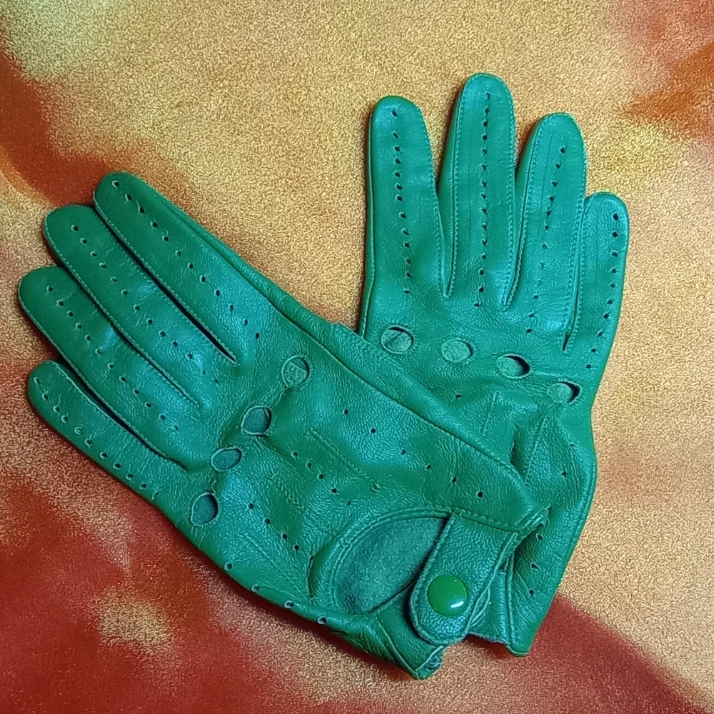 Ladies Green Driving Gloves (M)